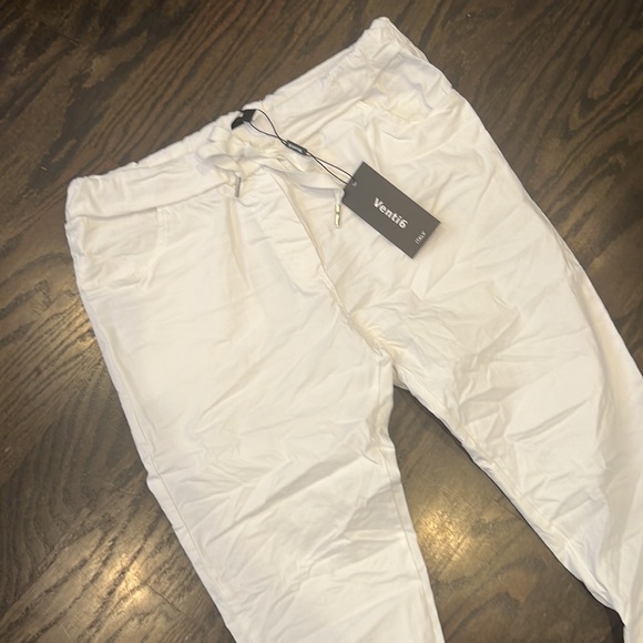 *MORE SIZES ADDED!*NWT Venti6 super soft, stretchy, white krinkle jogger pants - Picture 2 of 3